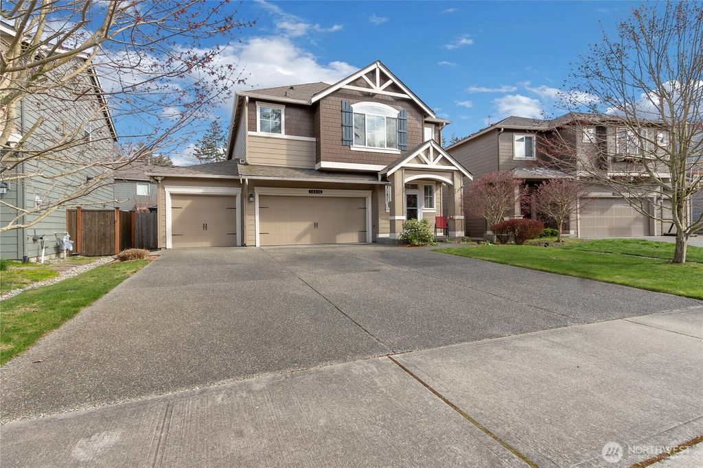 Photo of 16615 80th Avenue Ct E, Puyallup, WA 98375 (MLS # 2501013)