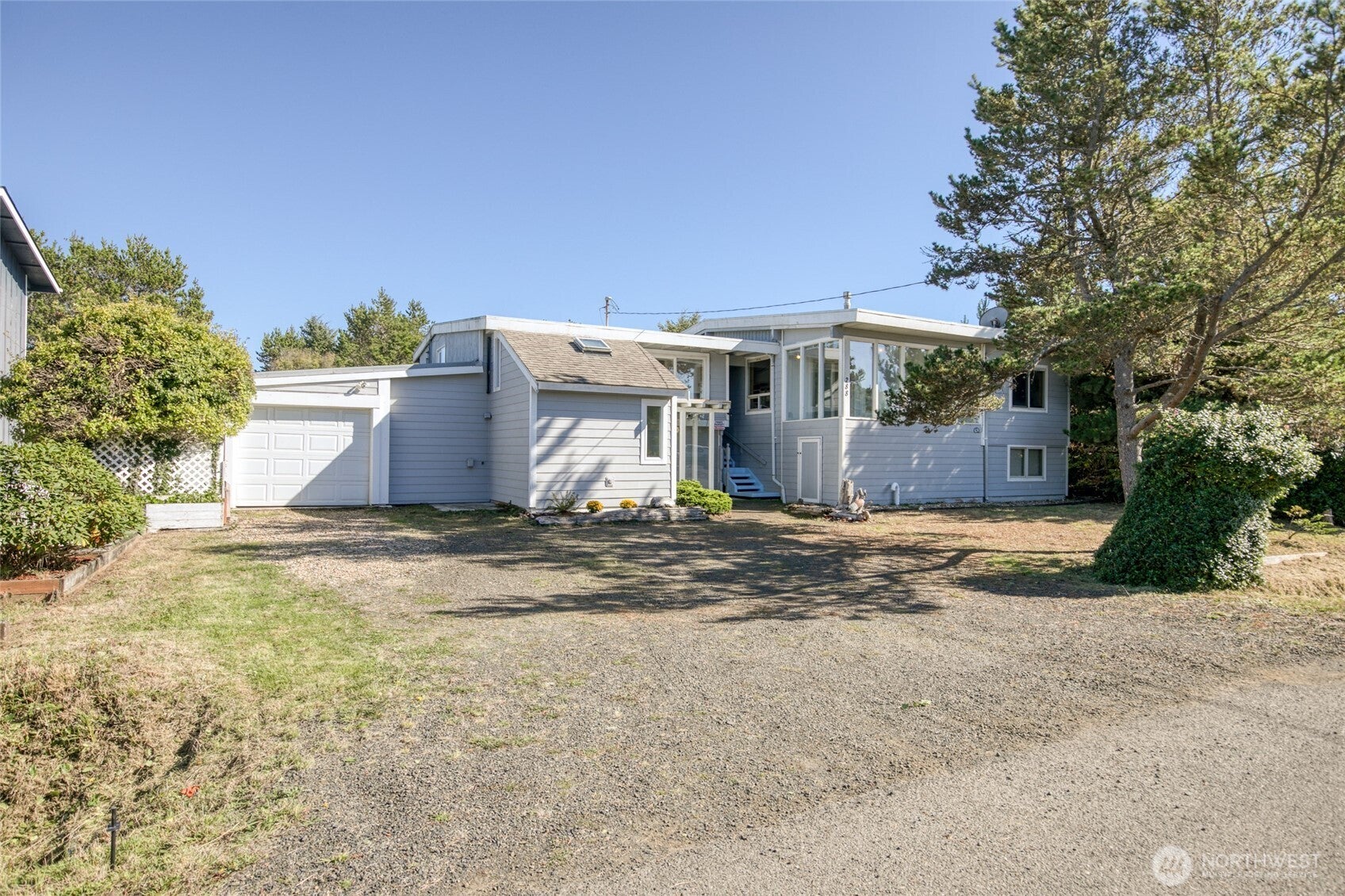 288 Sand Dune Avenue NW