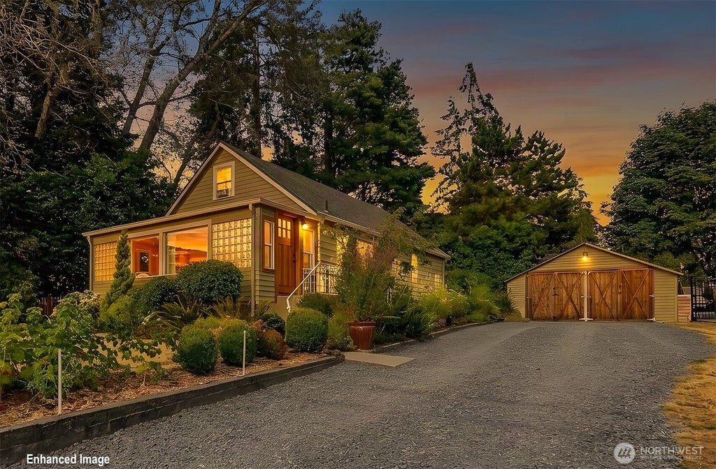 Photo of 19127 80th Avenue W, Edmonds, WA 98026 (MLS # 2576659)