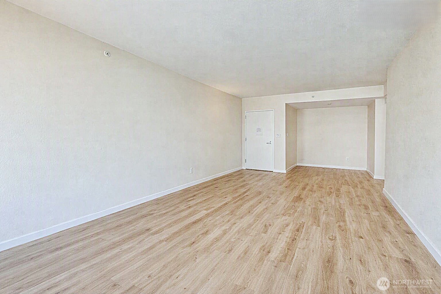 1415 2nd Avenue 1106