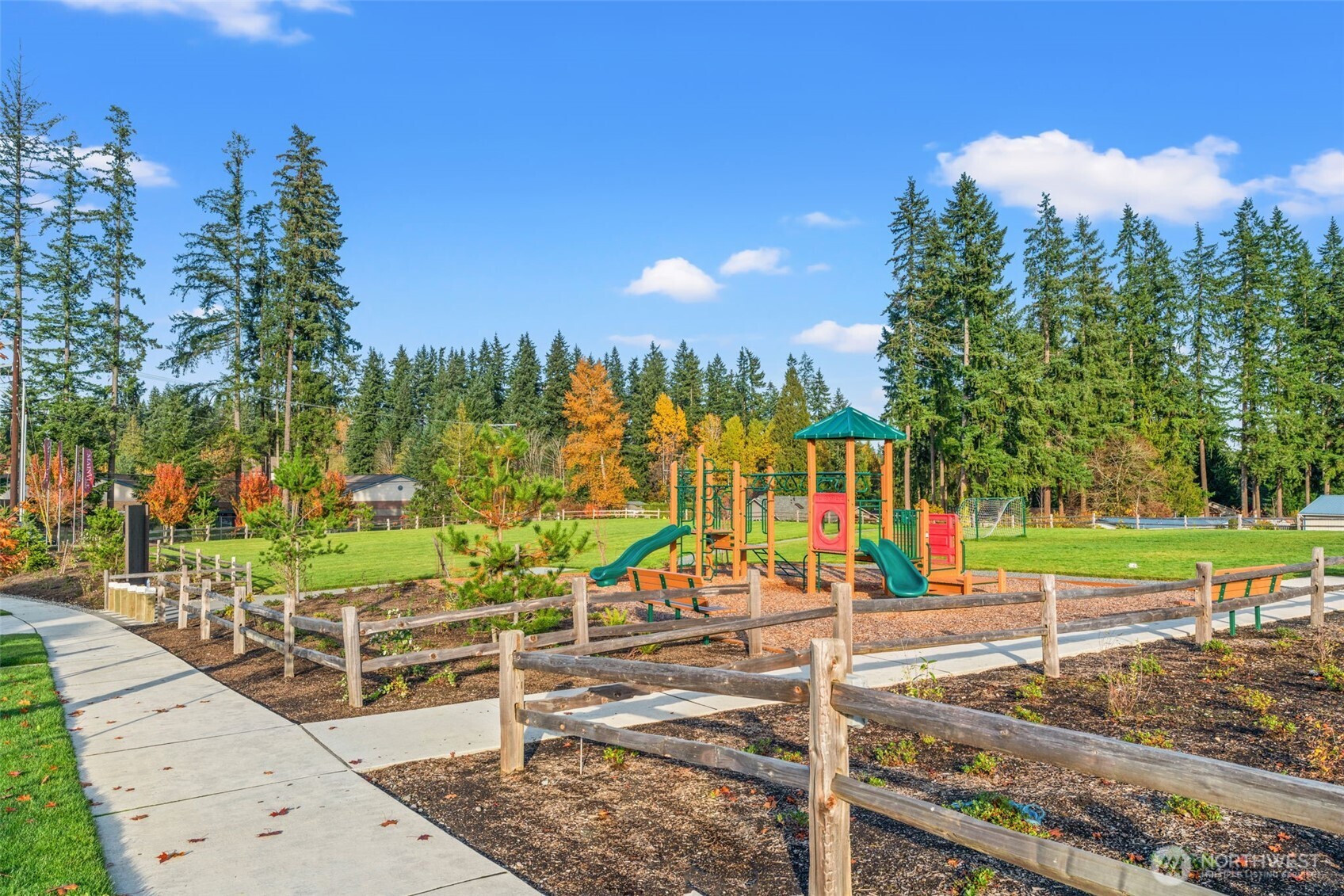 3915 198th Street SE F4