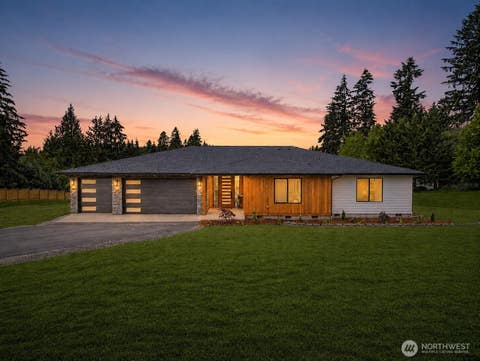 Photo of 38383 238th Avenue SE, Enumclaw, WA 98022 (MLS # 2537191)
