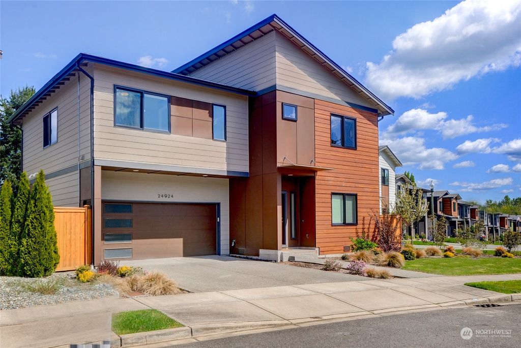 Photo of 24924 122nd Place SE, Kent, WA 98030 (MLS # 2235357)