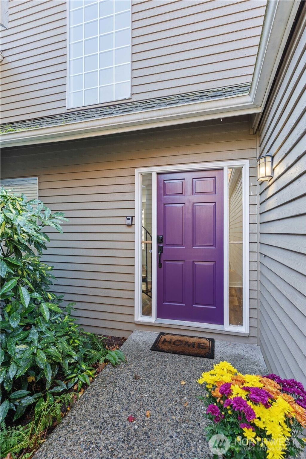 Photo of 4715 SW 315th Pl Pl, Federal Way, WA 98023 (MLS # 2466909)