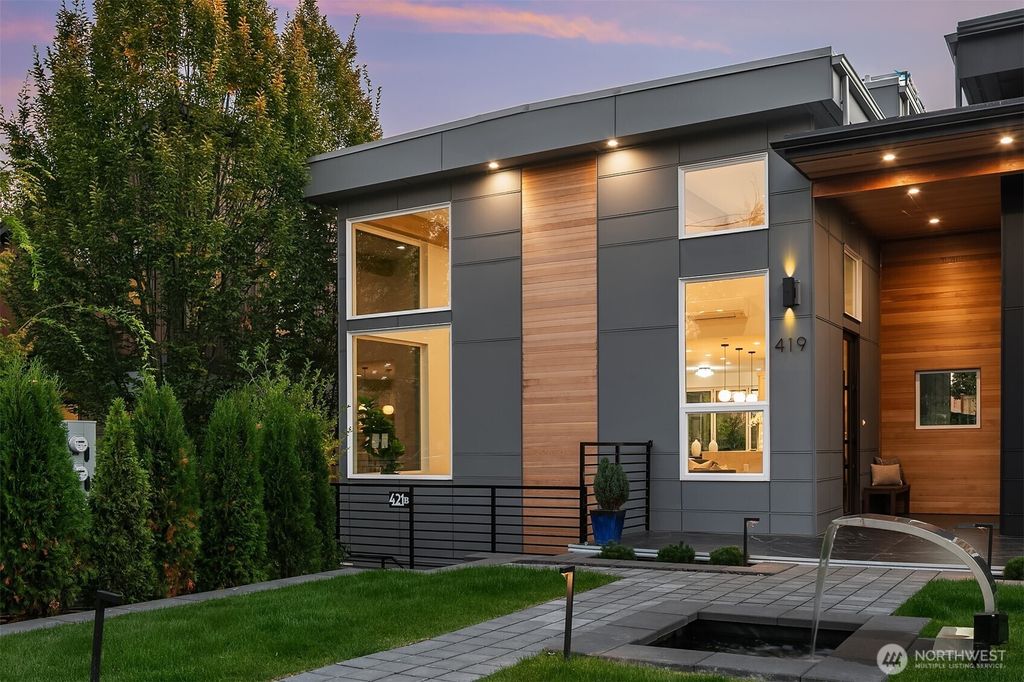 Photo of 419 14th Avenue W, Kirkland, WA 98033 (MLS # 2442489)