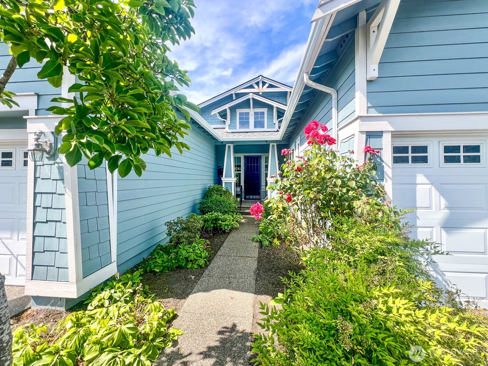 8621 Bainbridge Loop NE