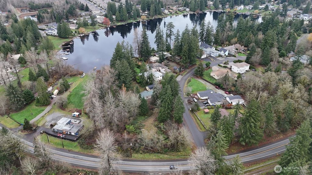 Photo of 174 SE 196th Drive, Renton, WA 98058 (MLS # 2417645)