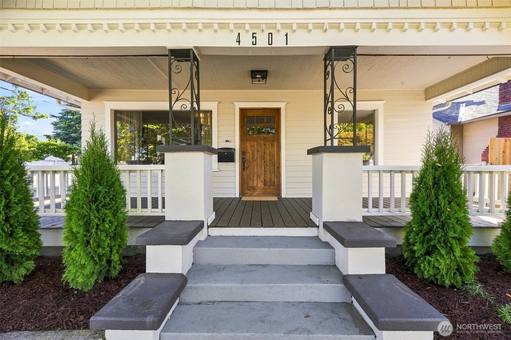 Photo of 4501 Pacific Avenue, Tacoma, WA 98418 (MLS # 2578380)
