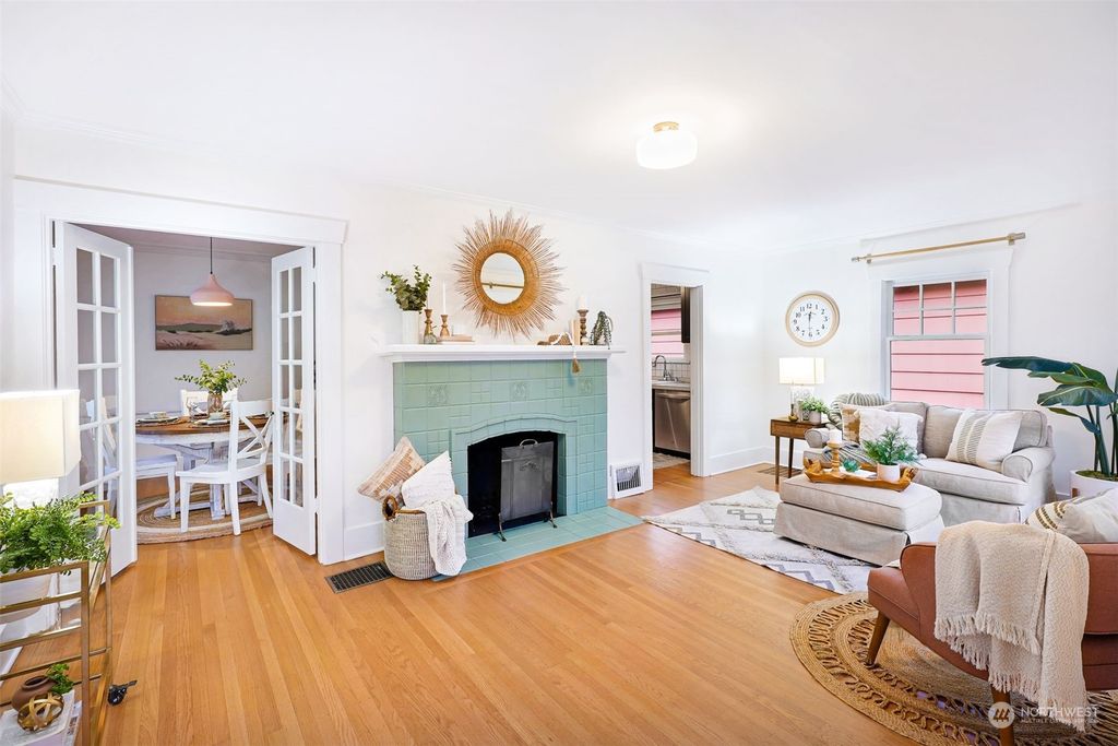 Photo of 1405 NW 64th Street, Seattle, WA 98107 (MLS # 2199642)