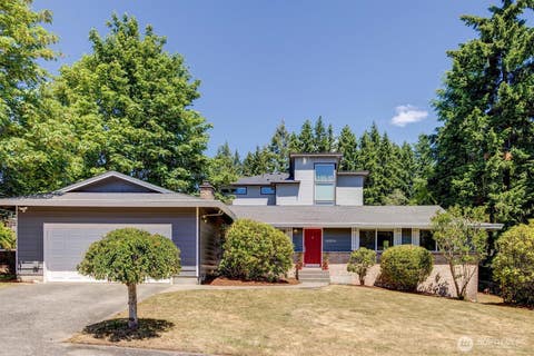 Photo of 14004 SE 20th Street, Bellevue, WA 98007 (MLS # 2536162)