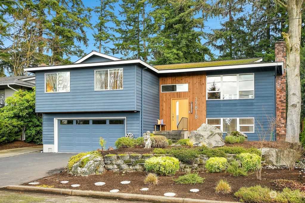 Photo of 17818 Stone Avenue N, Shoreline, WA 98133 (MLS # 2191118)