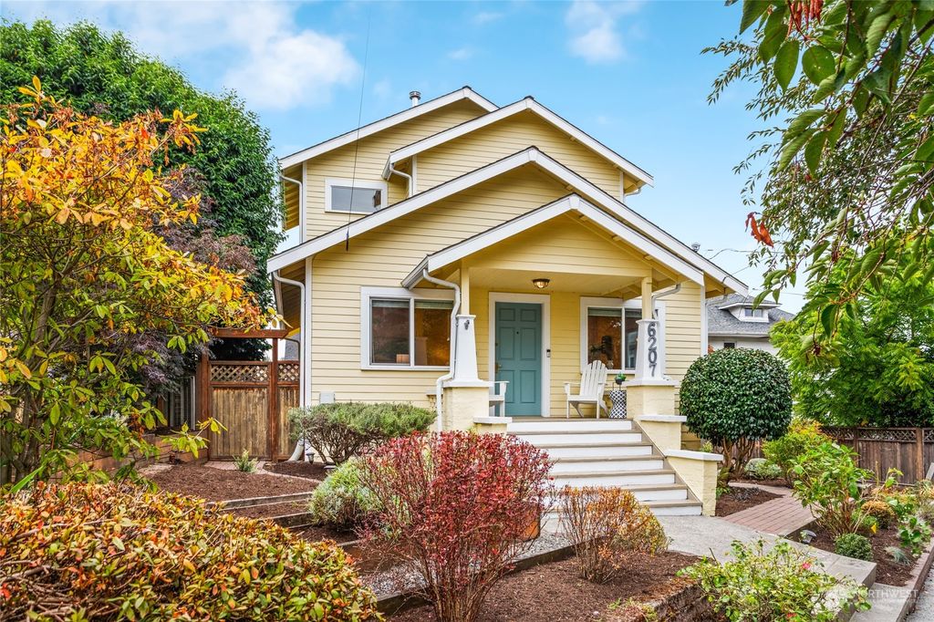 Photo of 6207 Meridian Avenue N, Seattle, WA 98103 (MLS # 2158961)