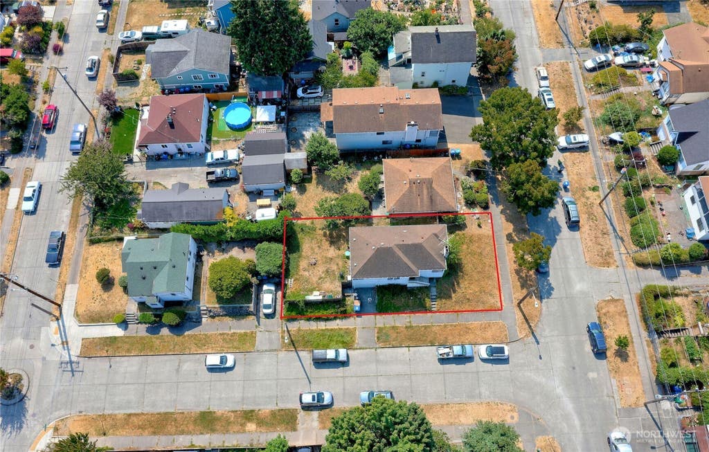 Photo of 3002 21st Avenue S, Seattle, WA 98144 (MLS # 2570398)