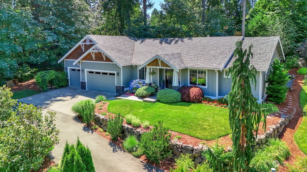 Photo of 20089 2nd Avenue SW, Normandy Park, WA 98166 (MLS # 2257415)
