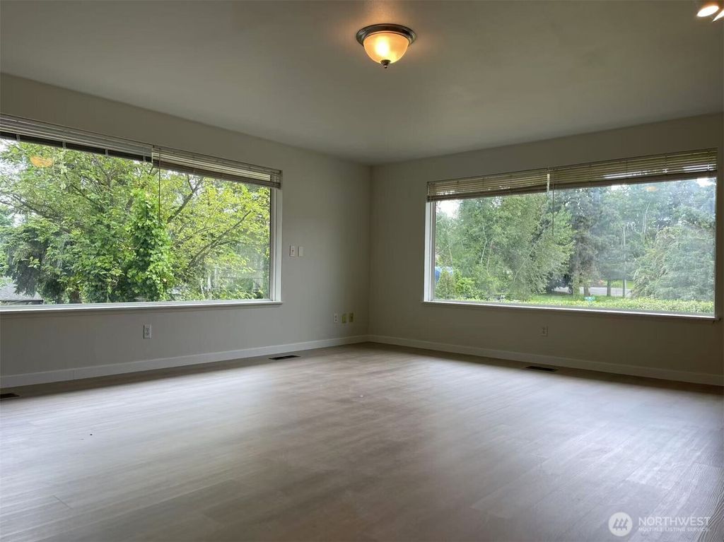 Photo of 4206 S 148th Street, Tukwila, WA 98168 (MLS # 2388767)