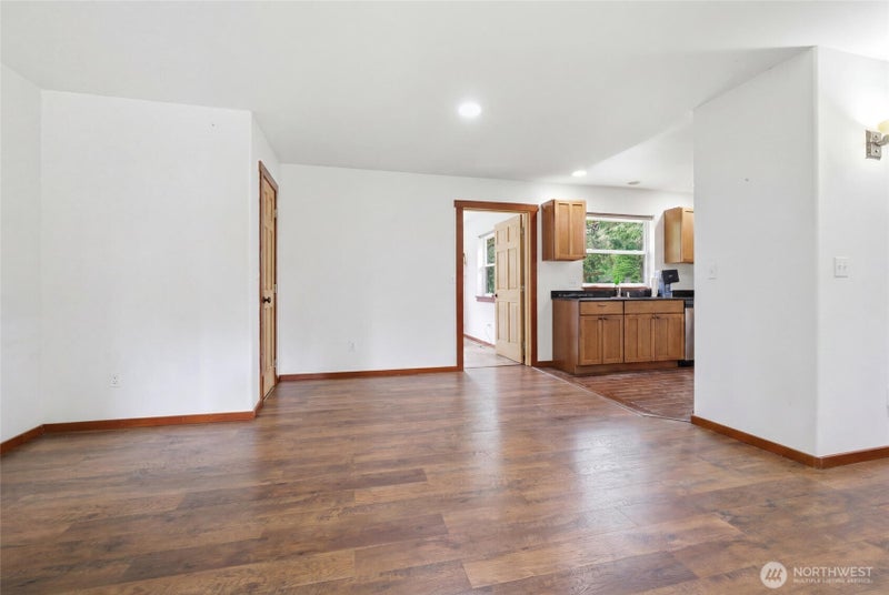 4342 Herring Street