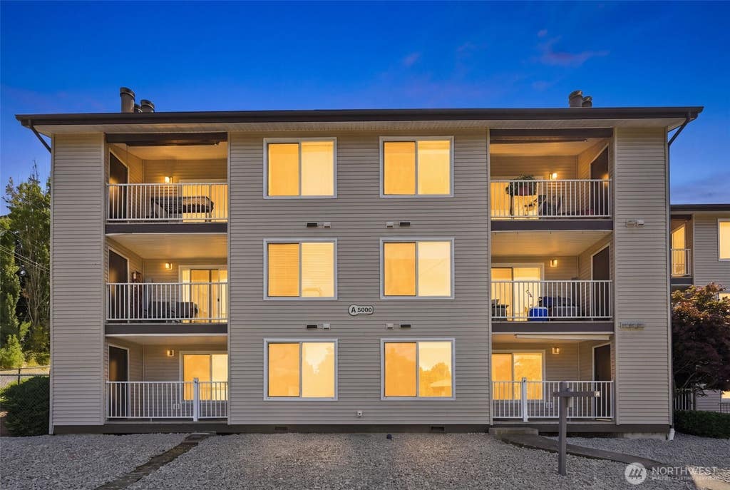 Photo of 9000 25Th Avenue SW #102A, Seattle, WA 98106 (MLS # 2568802)