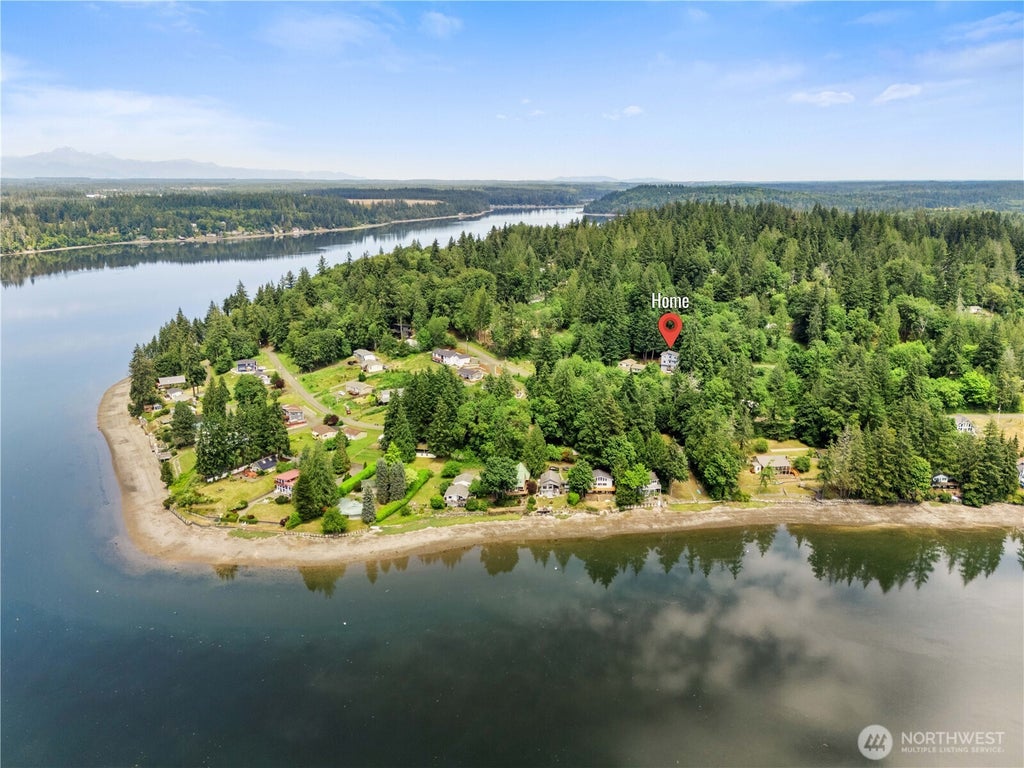 Photo of 291 E Shorecrest Drive, Shelton, WA 98584 (MLS # 2542180)
