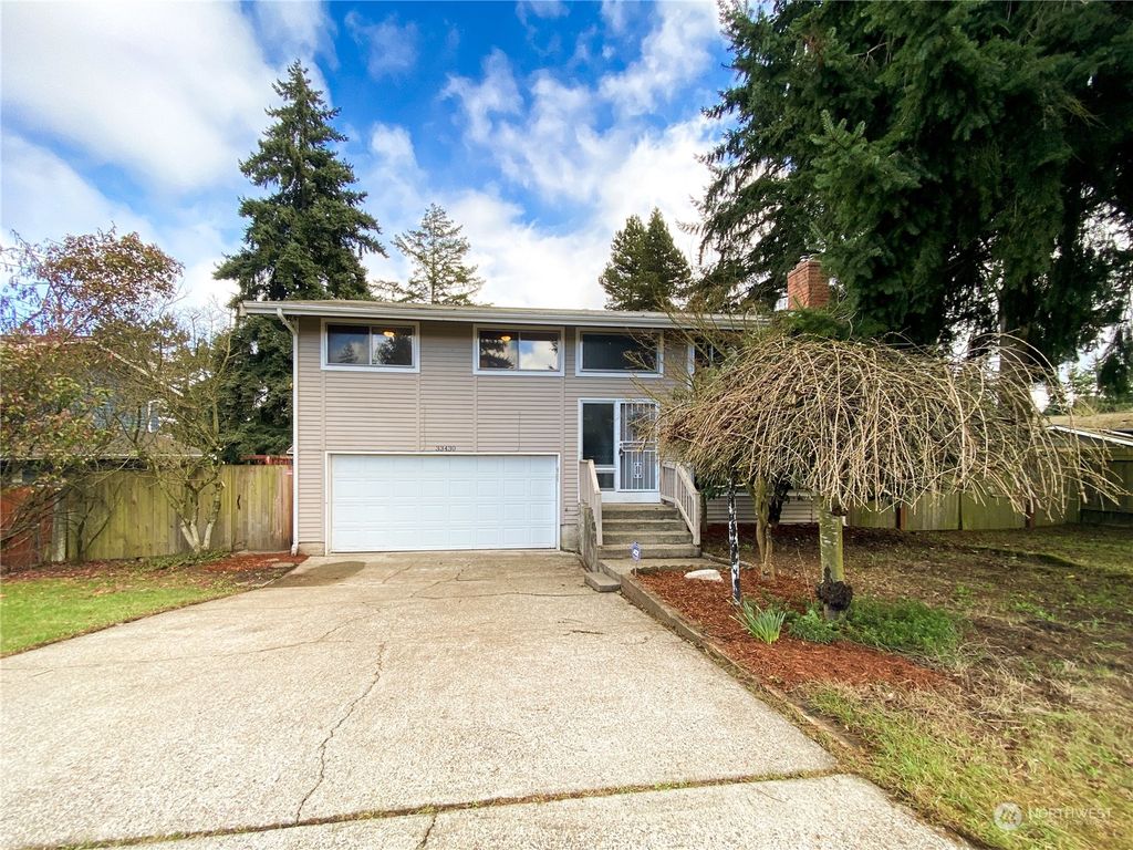Photo of 33430 26th Place SW, Federal Way, WA 98023 (MLS # 2205241)