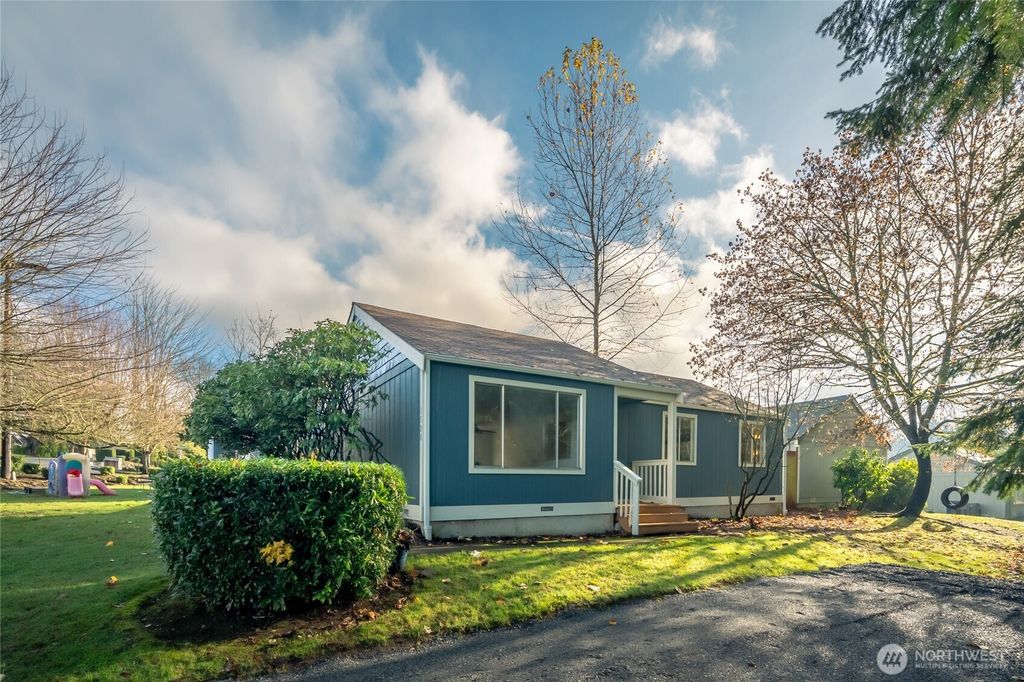 Photo of 1520 128th Drive NE #2A, Lake Stevens, WA 98258 (MLS # 2459097)