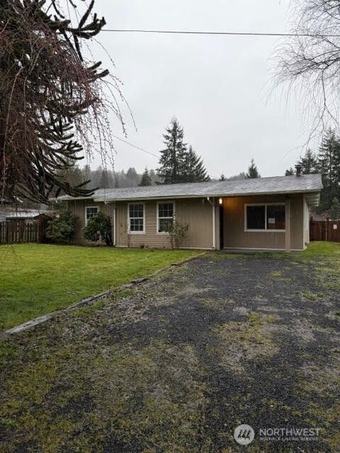 Photo of 2 Evergreen Village Lane Ln, Elma, WA 98541 (MLS # 2517304)