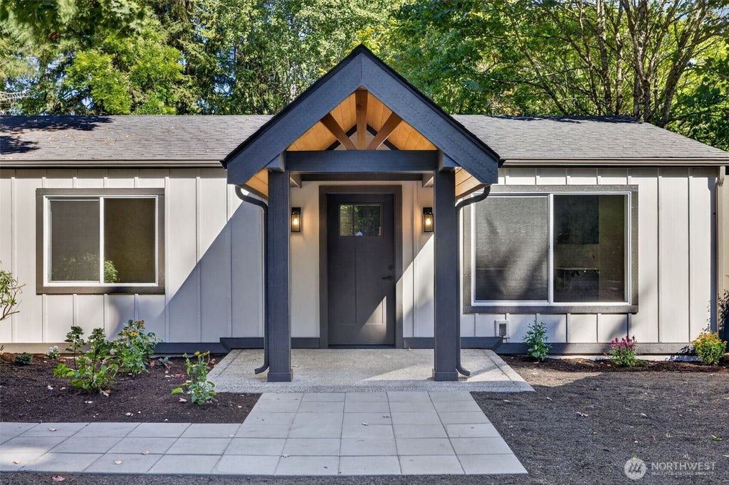 Photo of 5408 240th Street SW, Mountlake Terrace, WA 98043 (MLS # 2575449)