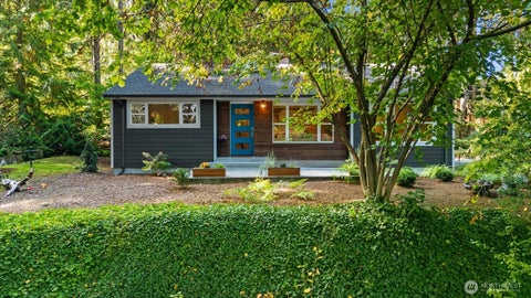 Photo of 18731 Ballinger (off private road) Way NE, Lake Forest Park, WA 98155 (MLS # 2590663)