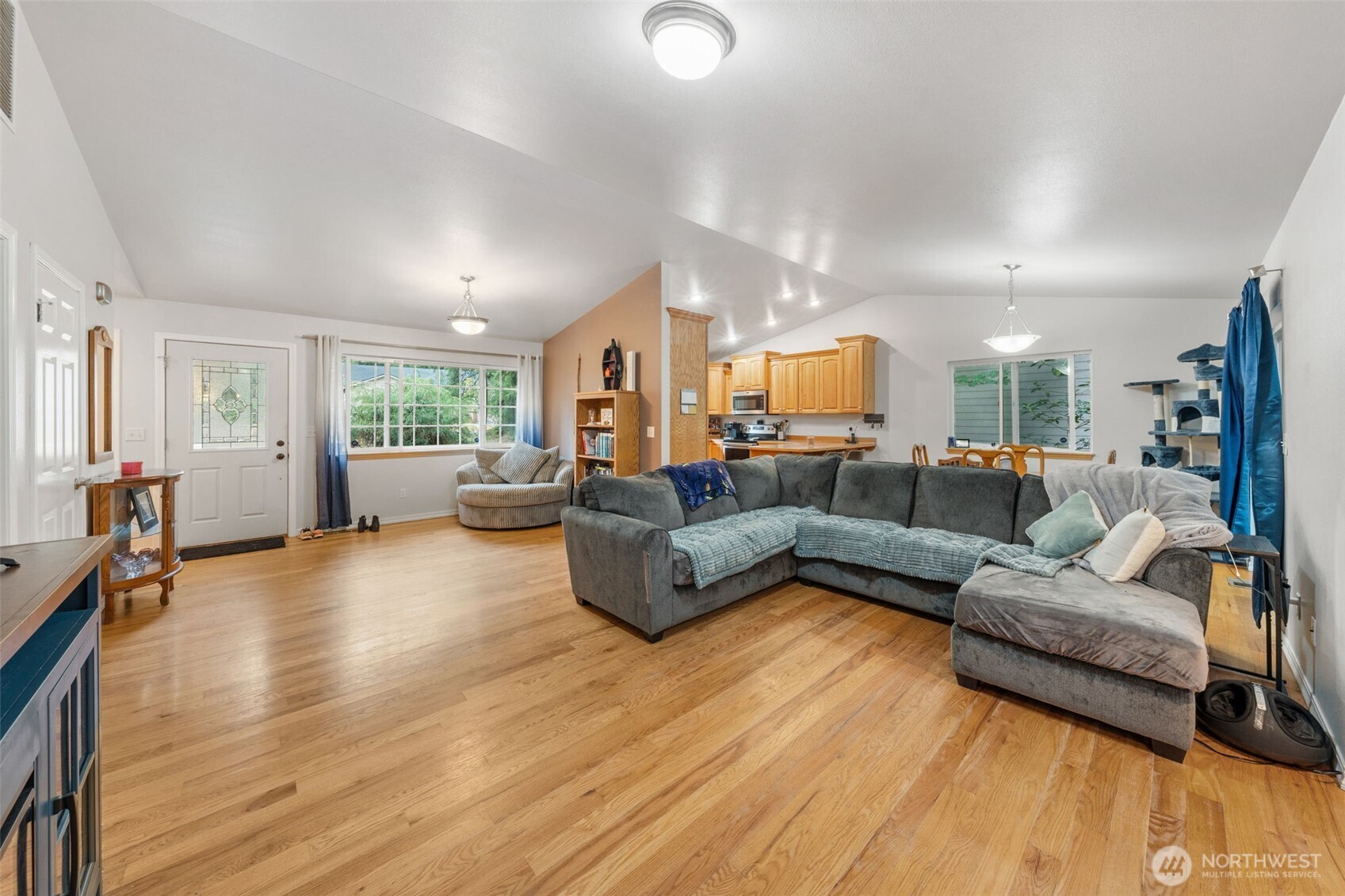 18634 Woodside Drive SE