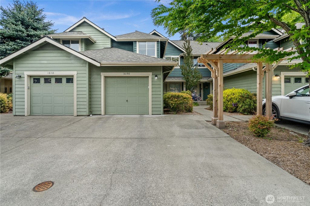 Photo of 16150 NE 93rd Way #802, Redmond, WA 98052 (MLS # 2519311)