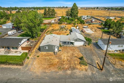 A home in Moses Lake