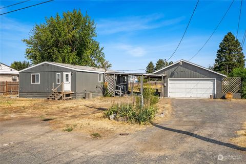 A home in Moses Lake