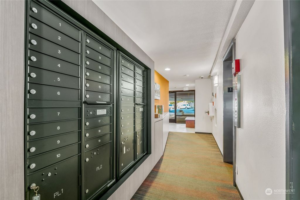 Photo of 733 Lake Street S #209, Kirkland, WA 98033 (MLS # 2058738)