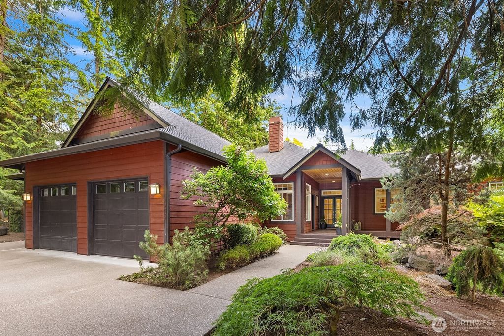 Photo of 19227 SE 138th Place, Renton, WA 98059 (MLS # 2393307)