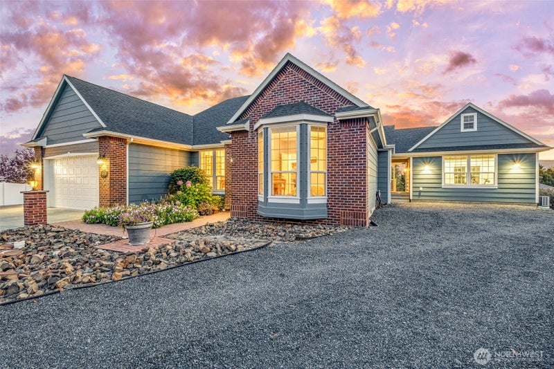 341 Canyon View Crt