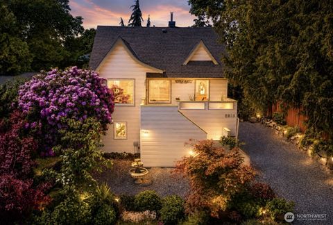 Photo of 8819 Ashworth Avenue N, Seattle, WA 98103 (MLS # 2530731)