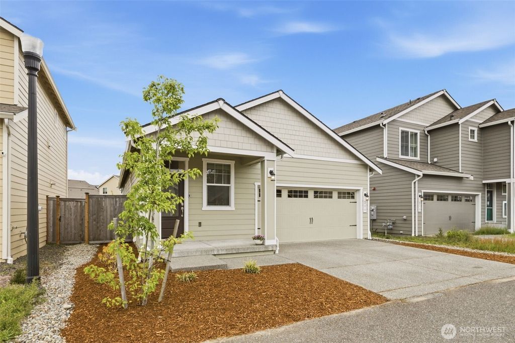 Photo of 206 Russell Road, Bremerton, WA 98312 (MLS # 2513808)