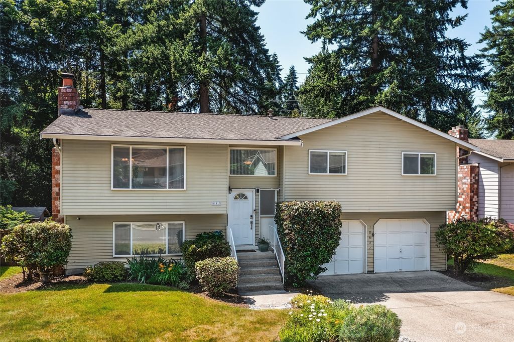 Photo of 10627 164th Avenue NE, Redmond, WA 98052 (MLS # 2132779)
