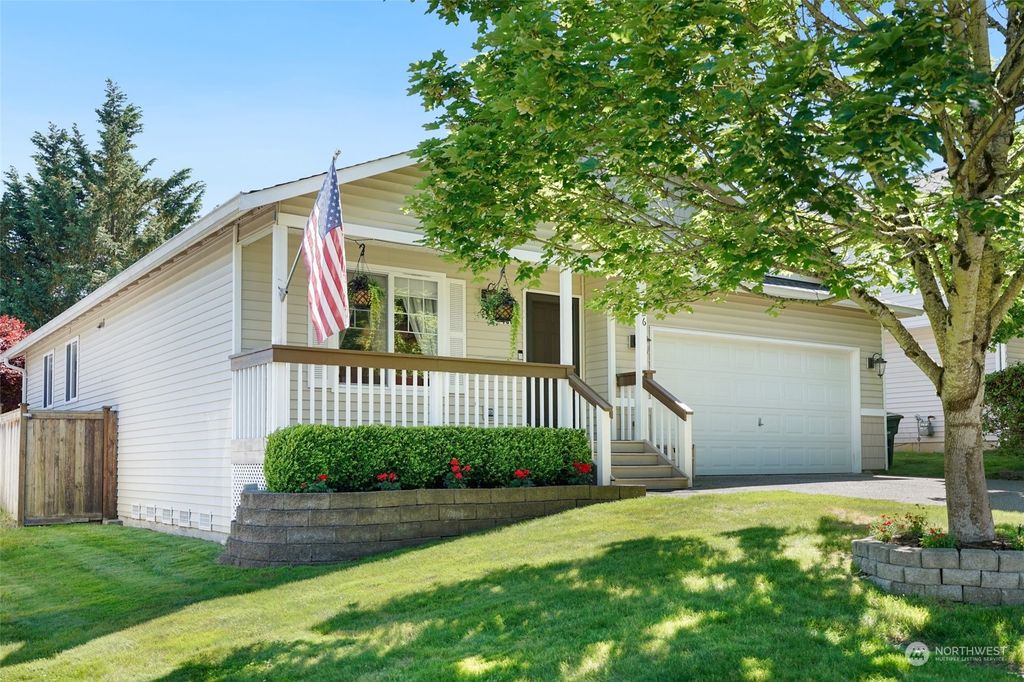 Photo of 126 76th Place SW, Everett, WA 98203 (MLS # 2264068)