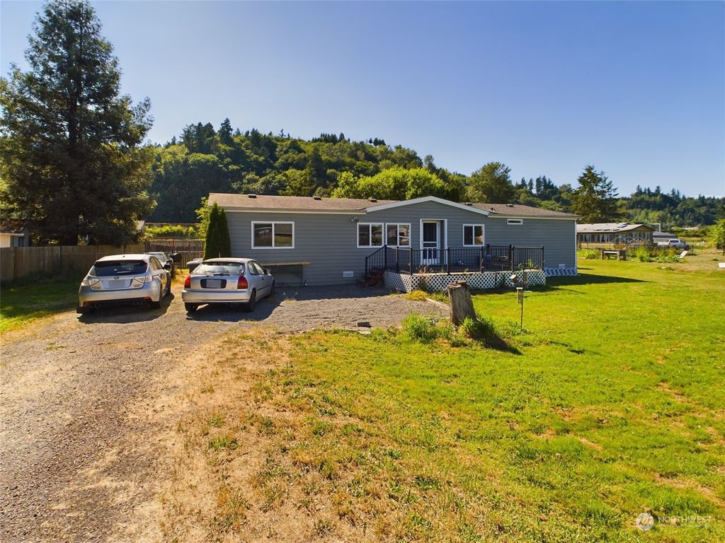Photo of 603 Algona Boulevard N, Algona, WA 98001 (MLS # 2137080)