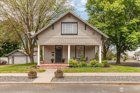 Photo of 209 E 3rd Avenue AVE, Ritzville, WA 99169 (MLS # 2541613)