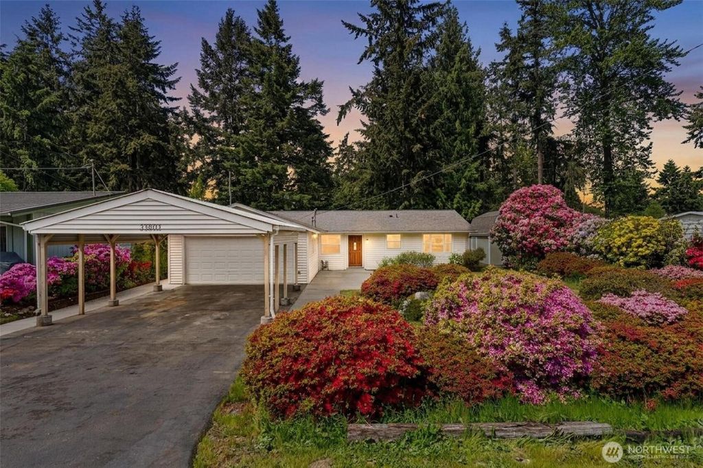 Photo of 35803 13th Avenue SW, Federal Way, WA 98023 (MLS # 2522251)