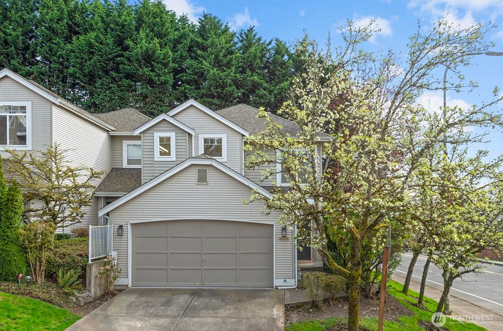 Photo of 401 S 51st Court, Renton, WA 98055 (MLS # 2500679)