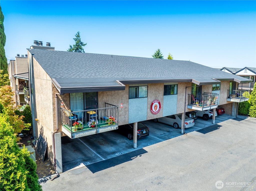 Photo of 1050 5th Avenue S, Edmonds, WA 98026 (MLS # 2422979)