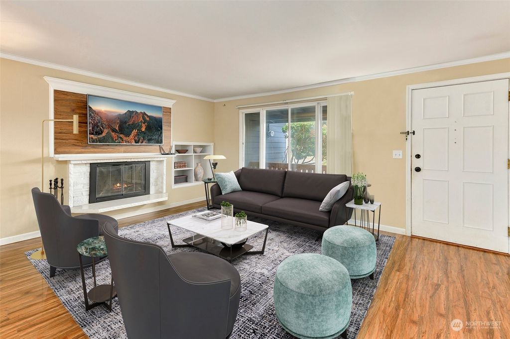 Photo of 1523 S 242nd Street, Des Moines, WA 98198 (MLS # 2011731)