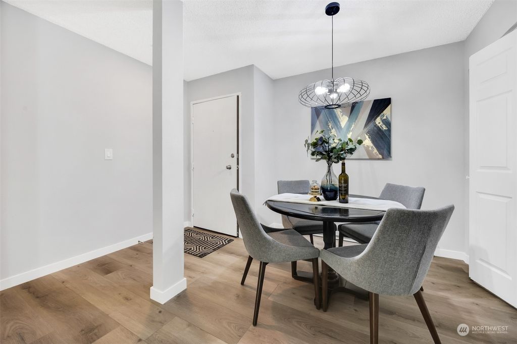 Photo of 14640 NE 32nd Street #D6, Bellevue, WA 98007 (MLS # 2285100)