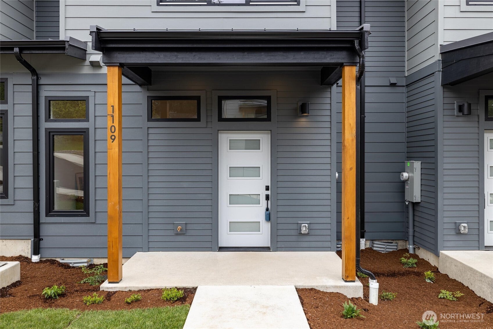 1109 Divine Lane