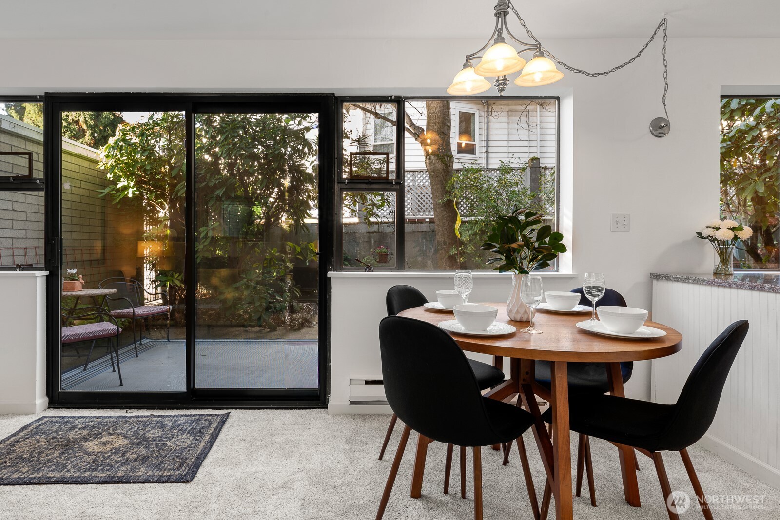 912 3rd Avenue W 101