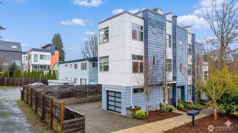 Photo of 2514 S Washington Street, Seattle, WA 98144 (MLS # 2494027)