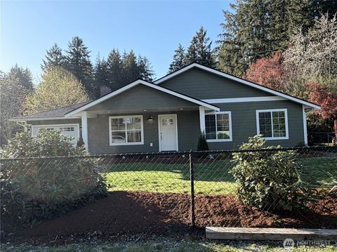 Photo of 10125 115th Street SW, Lakewood, WA 98498 (MLS # 2503262)