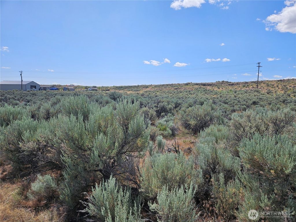 Photo of 1 W Coyote Trail, Ephrata, WA 98823 (MLS # 2471718)